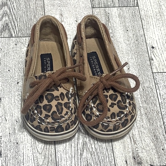 Toddler Size 3M Sperrys - Picture 1 of 3